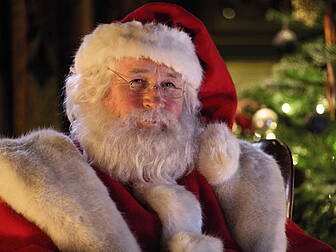 Colm Meaney As Santa In Aldi's...